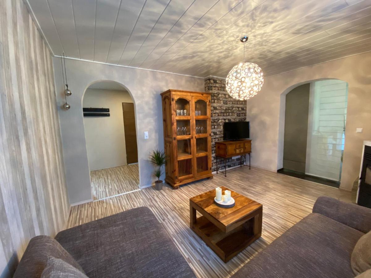 Ferienwohnung Am Kirchberg Hatzenport Ngoại thất bức ảnh