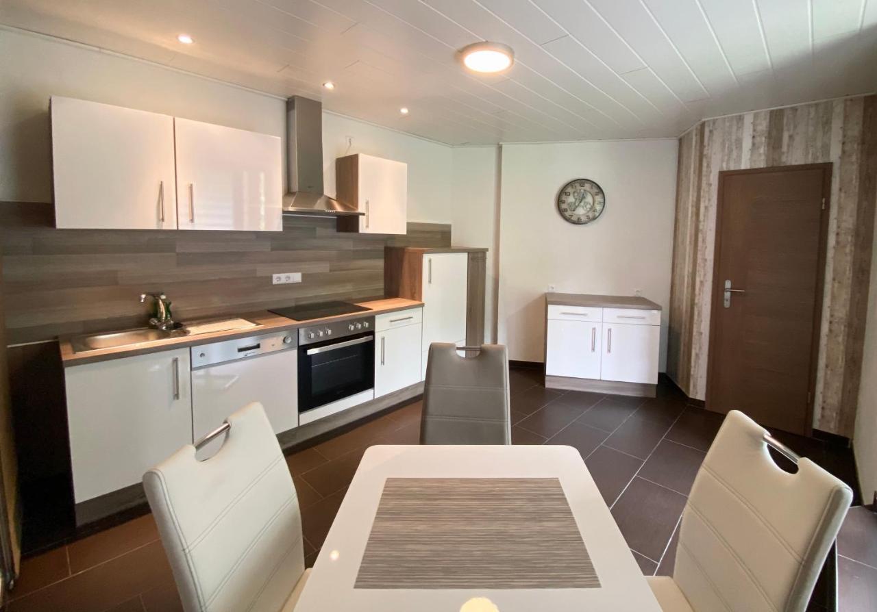 Ferienwohnung Am Kirchberg Hatzenport Ngoại thất bức ảnh